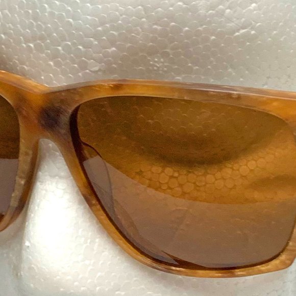 Vintage Catherine Deneuve CD 005 Brown Shield Shape Sunglasses - Picture 9 of 10